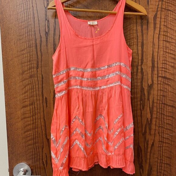 TEA & cup boho coral and lace inset ruffled scoop neck sleeveless mini dress - Picture 6 of 6